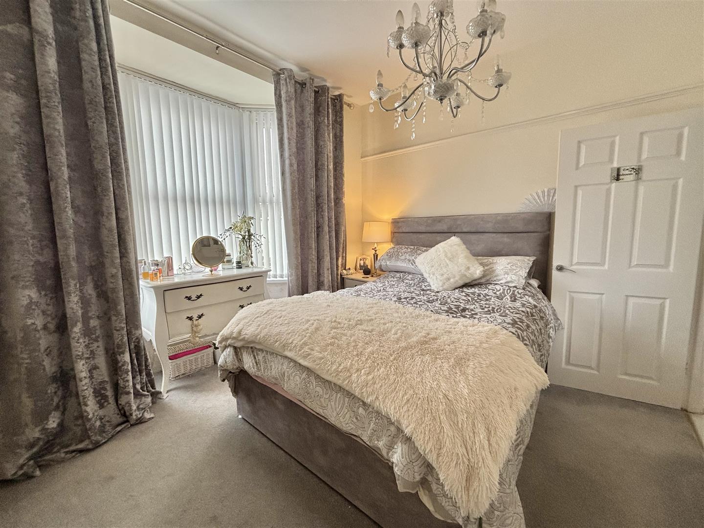 Eversley Road, Sketty, Swansea, SA2 9DB